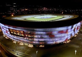 San Mamés se ilumina por De Marcos: «Eskerrik asko»