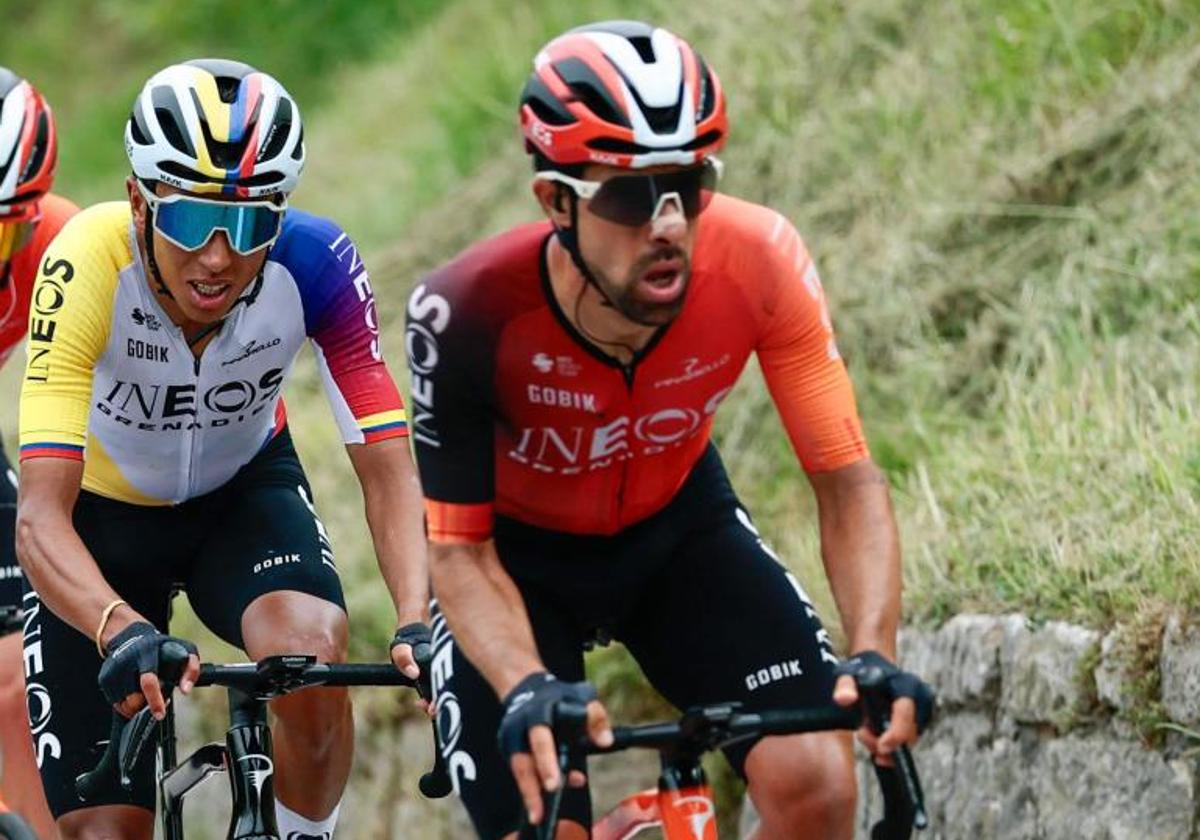 Castroviejo, con Egan Bernal, en el Giro de Italia.