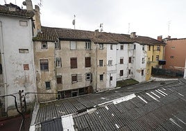 Vecinos desalojados de la calle Santo Domingo plantean la compra de sus casas