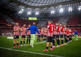 Pasillo del Athletic al Barcelona en San Mamés.