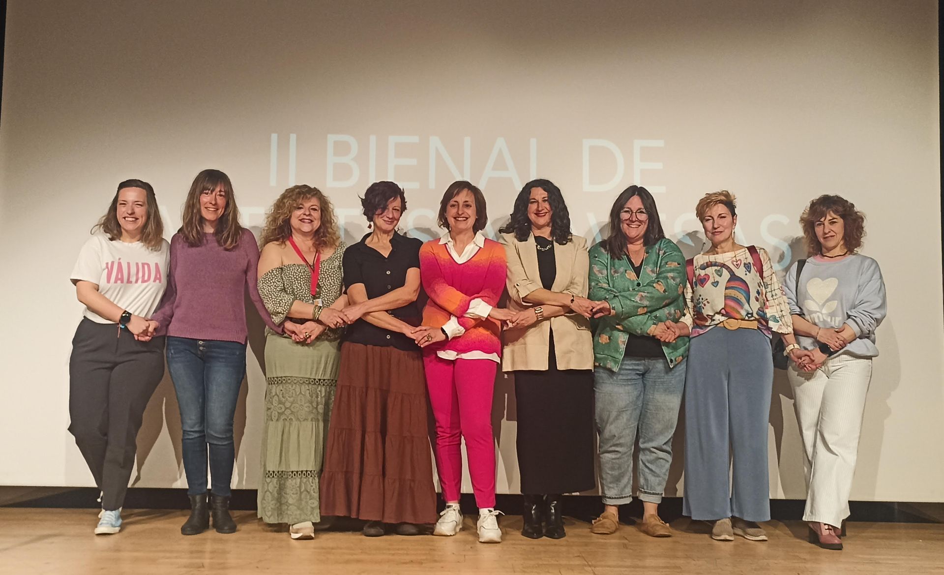 Susana y Amaya Camoeiras, Marijo Lojo, Mila Angulo, Mentxu Montenegro, Blanca Sáenz de Ibarra, Ana Díaz de Espada, Mari Paz Núñez y Maite González Bentacor.