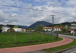 Imagen de parte del actual bidegorri que cruza Etxebarria.