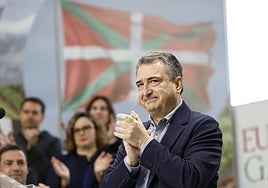 El presidente del PNV, Aitor Esteban.