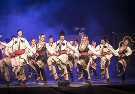 Imagen de una edición pasada del festival de folklore de Portugalete.