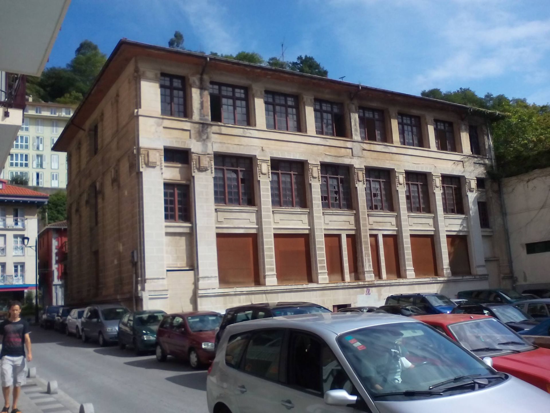 Ondarroa proyecta rehabilitar Celedonio Arriola como nuevo Ayuntamiento.