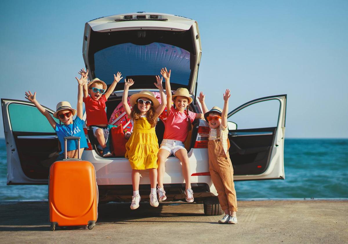 ¿Viajar en familia o con amigos? Claves para unas vacaciones exitosas