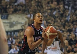 Melwin Pantzar lleva dos años en Bilbao.