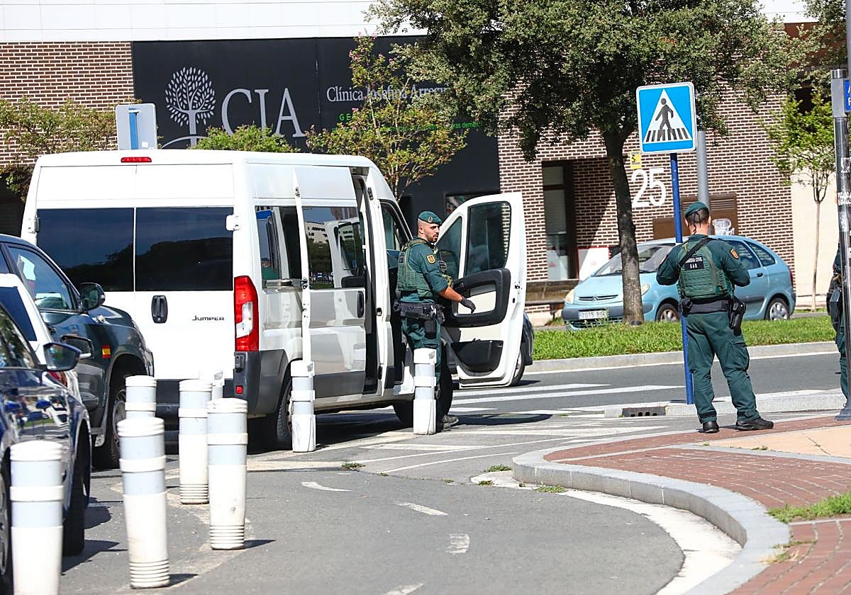 Dispositivo de la Guardia Civil contra la yihadista de Zabalgana.