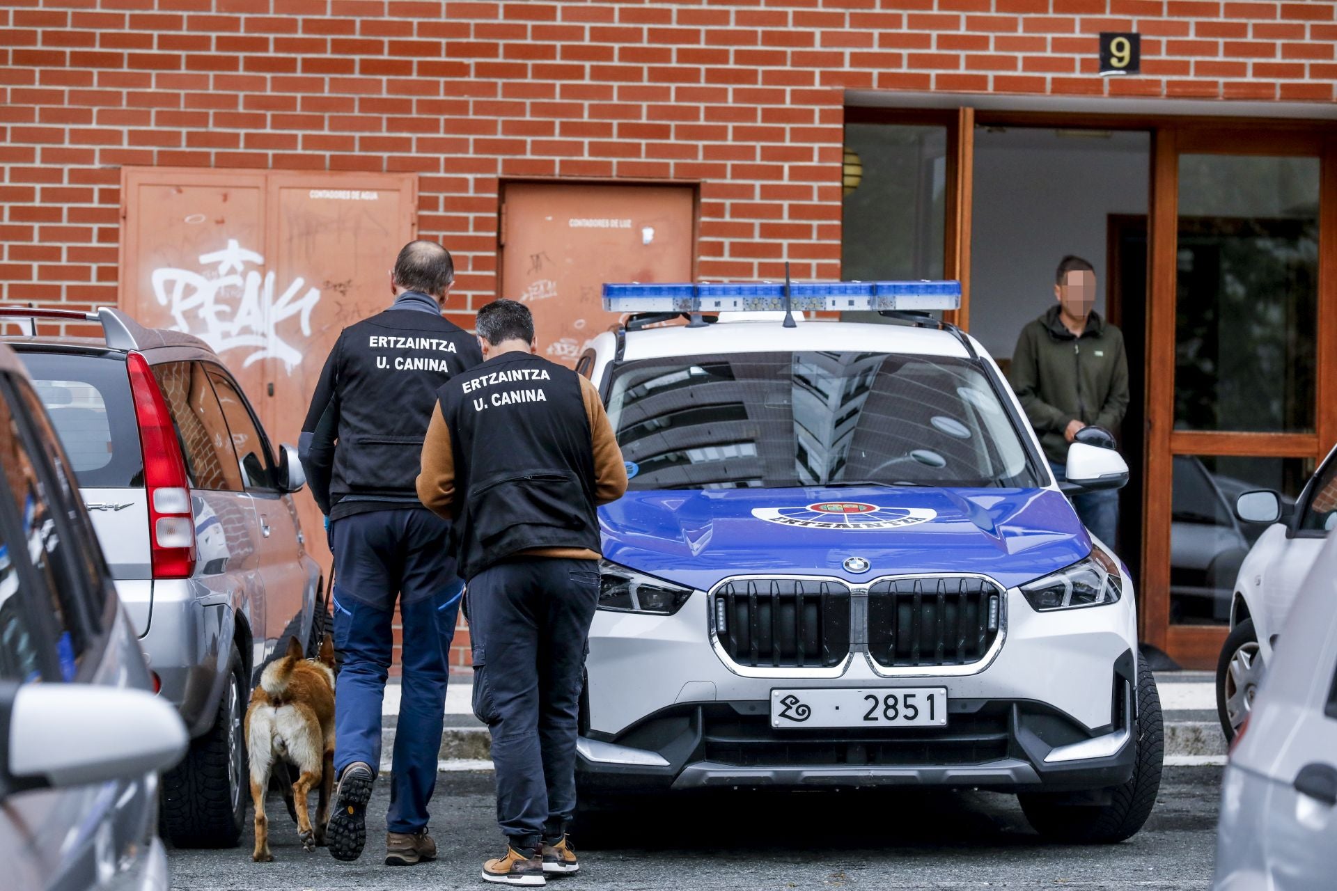 Las imágenes de la operación policial en Vitoria
