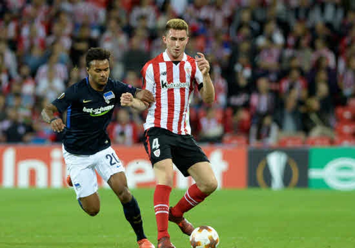 Laporte en un partido de competición europea ante el Hertha Berlín.