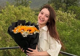Muere asesinada la tiktoker Sana Yousaf a los 17 años tras recibir un disparo en su casa en Pakistán