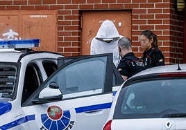 Las imágenes de la operación policial en Vitoria