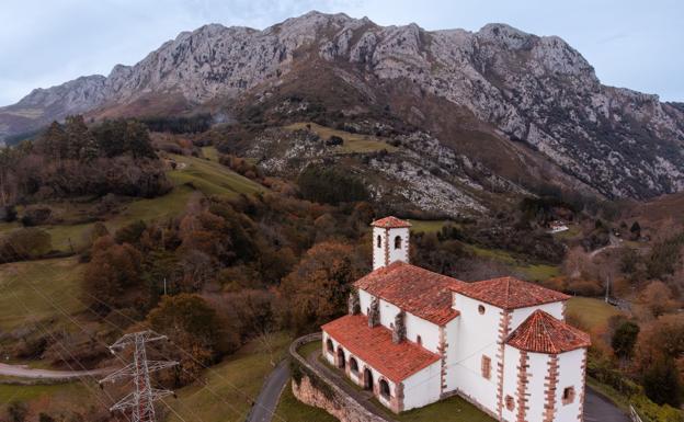 Iglesia de Santa María en Sobrelapeña