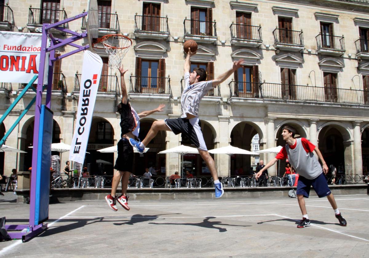 El regreso del 3x3 callejero del Baskonia cuenta ya con 250 participantes