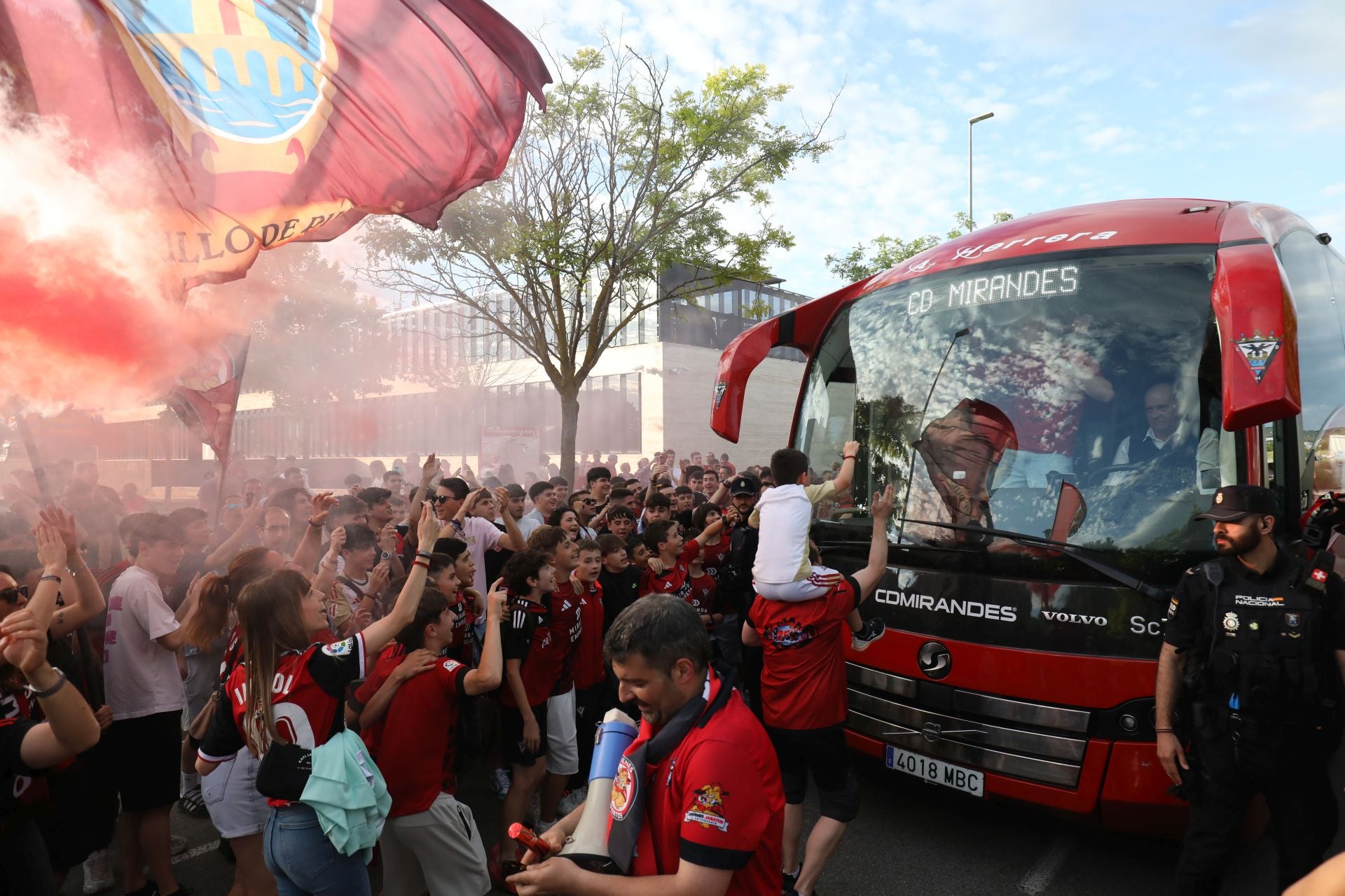 Las imágenes de la fiesta del Mirandés