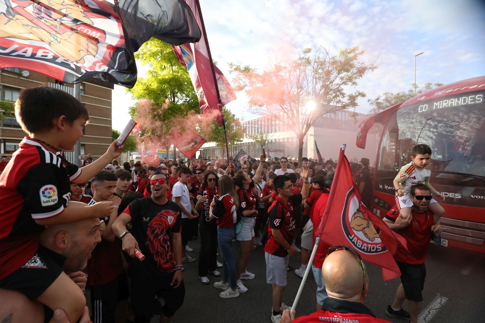 Las imágenes de la fiesta del Mirandés
