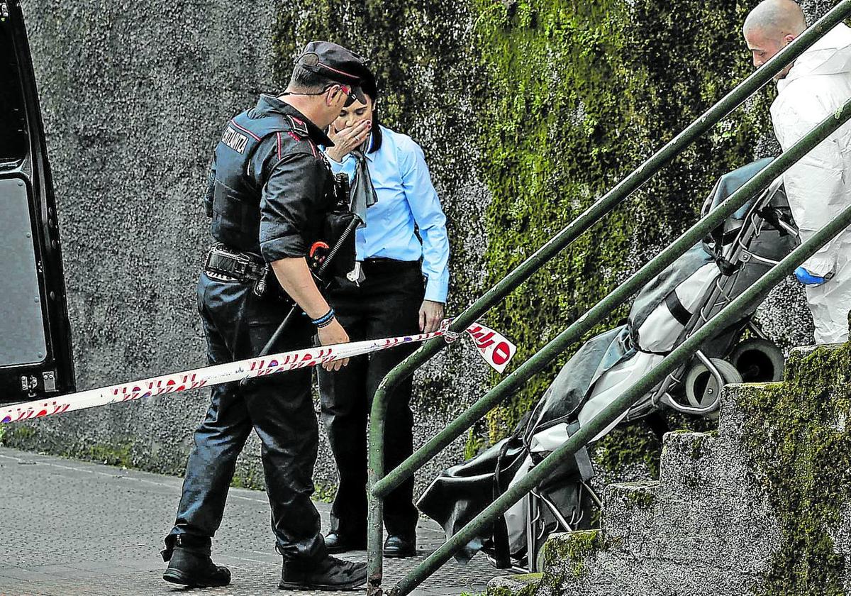 La Ertzaintza concluye que el asesino de Rekalde mató a su hija antes de que la mujer llegara a casa