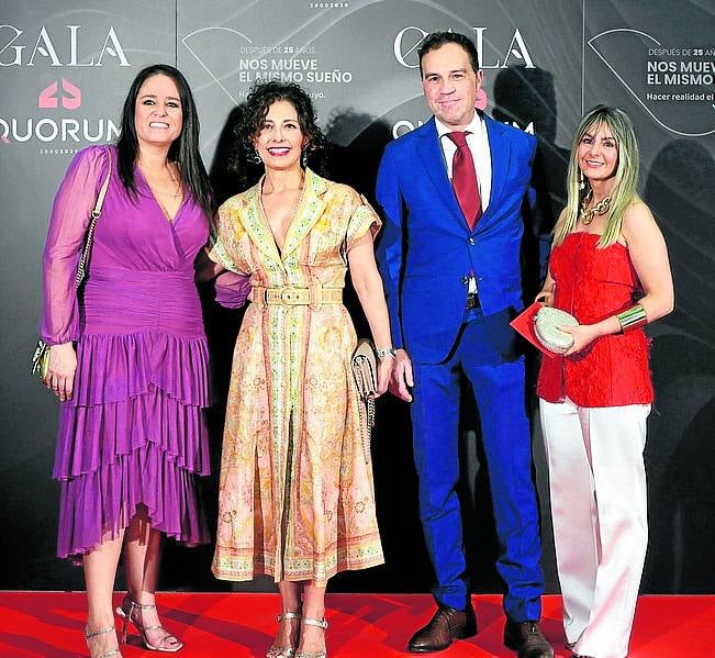 Nerea Gómez, Pilar Bermúdez, Javier Arcediano e Ibone Uriarte.