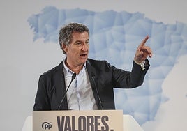 Alberto Núñez Feijóo, durante su intervención en Bilbao.