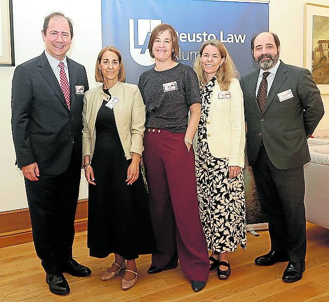 Asier Crespo, Inés Uriarte, Ilazki Otaegi, Aitana Giménez y Manu Fernández. 