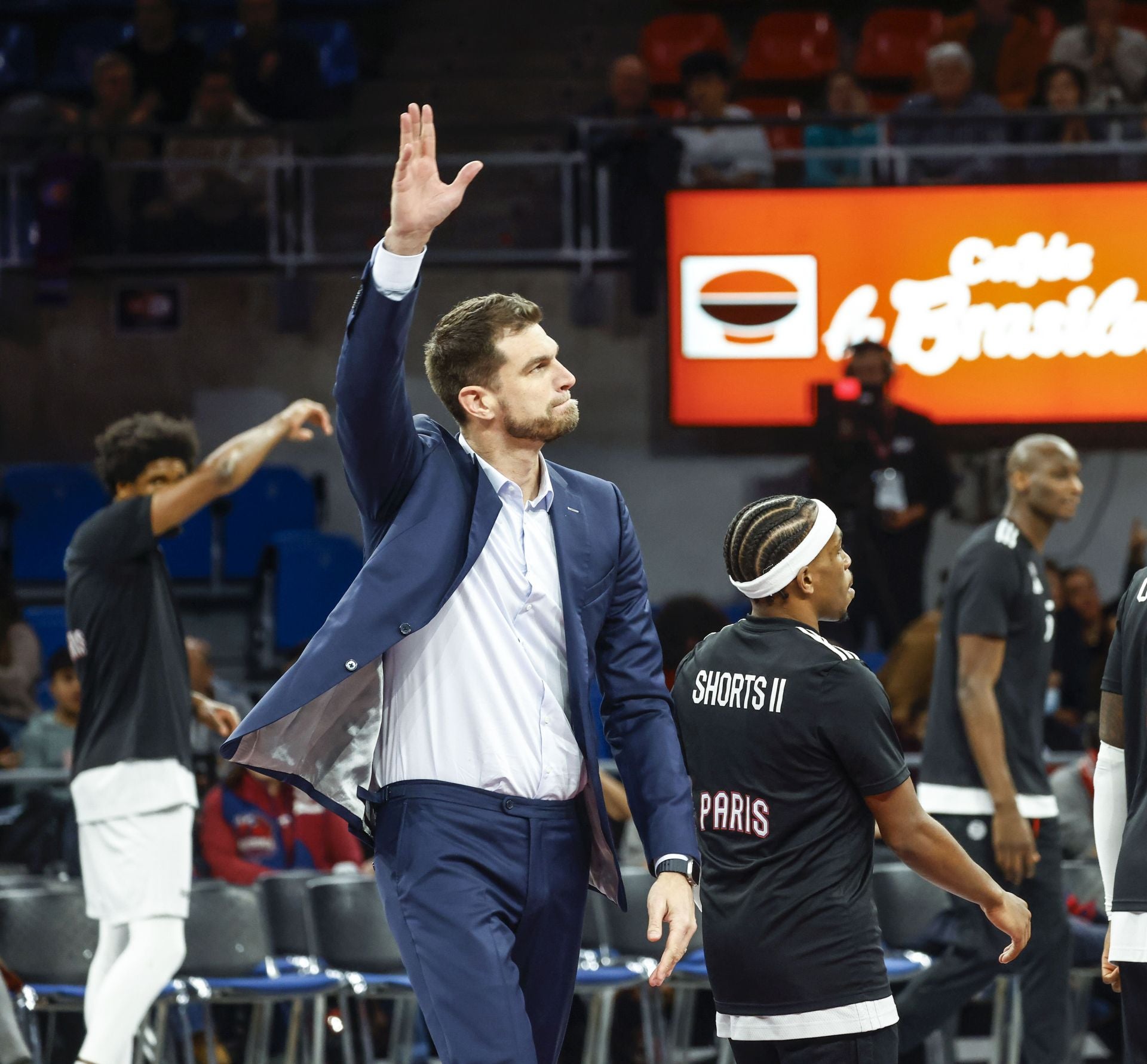 Splitter regresa a la NBA