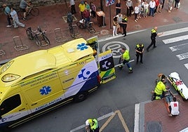 Un herido en un atropello en la calle Olaguíbel de Vitoria