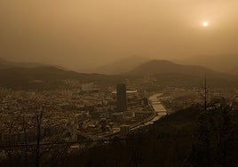 El Ayuntamiento de Bilbao alerta de la mala calidad del aire por la llegada de polvo sahariano