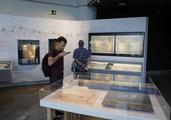 Una de los dos salas que ocupa la exposición.