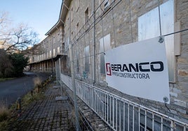 El antiguo centro de Arana está en obras para convertirse en un centro de refugiados.