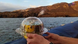 Uno de los dispositivos desplegados por Azti para recopilar datos de basura marina.