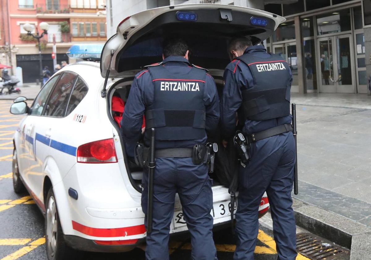 «Me siento engañado y utilizado», declara el compañero del 'ertzaina-narco'