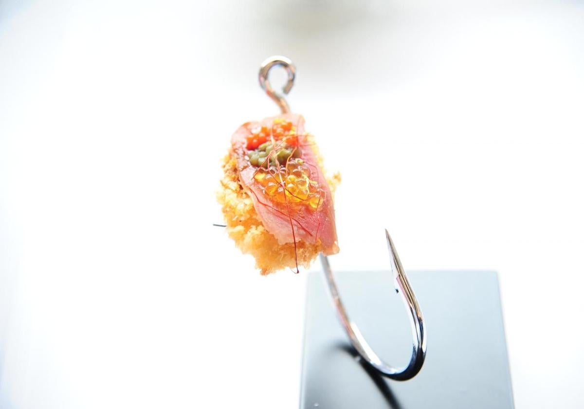 Los dos mejores pintxos de Bizkaia: un bocado de falso nigiri y otro de morcilla y queso