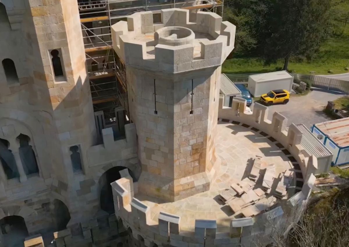 Imagen secundaria 1 - El lavado de cara del castillo de Butrón, piedra a piedra