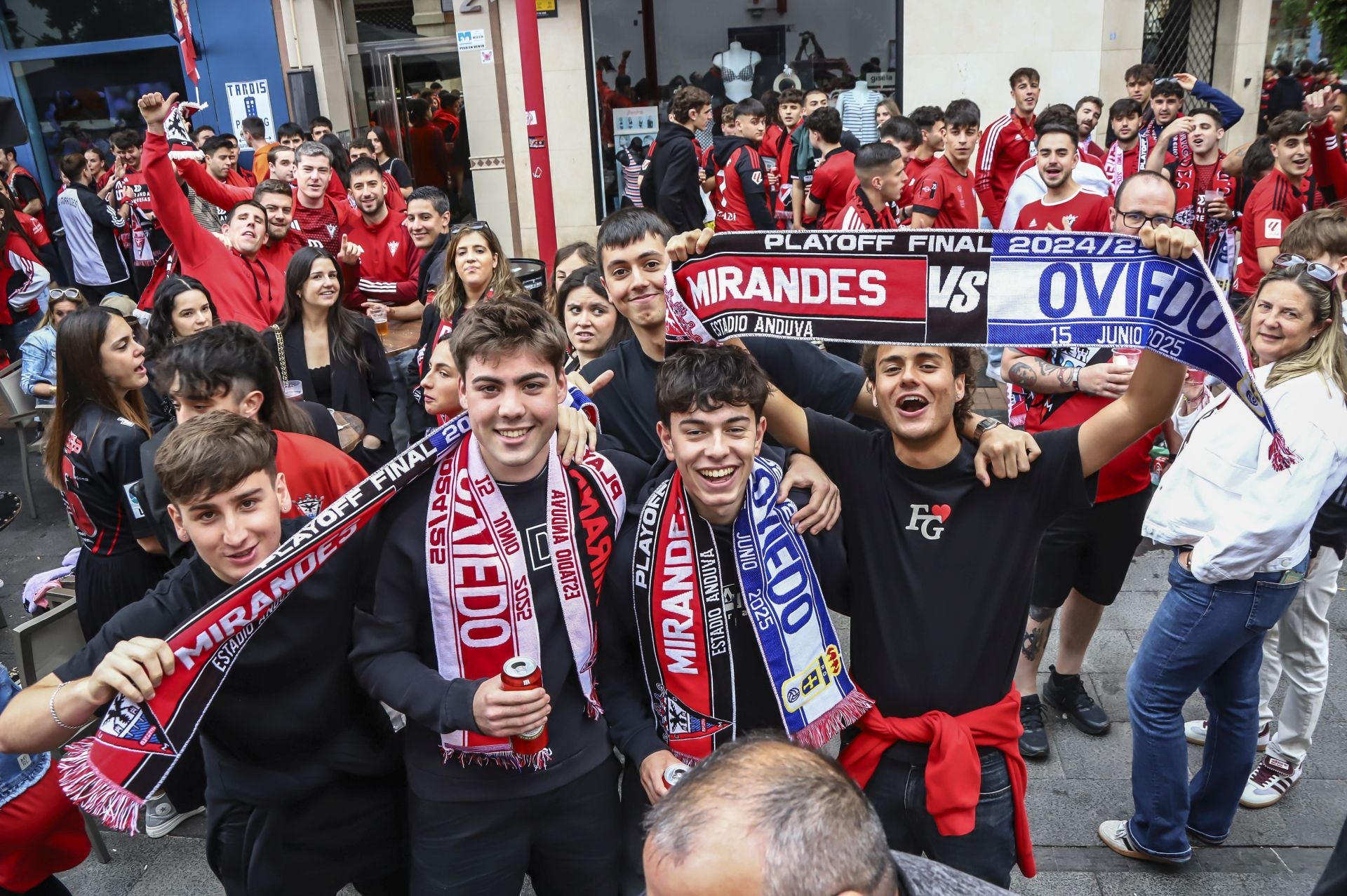 Las imágenes del recibimiento al Mirandés