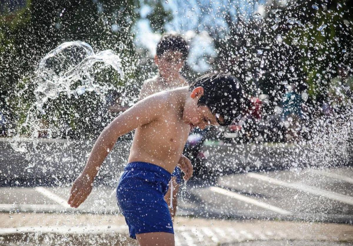 Sol y mucho calor para dar la bienvenida al verano en Bizkaia