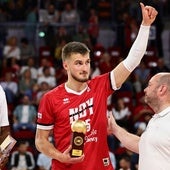 Frisch, con contrato en el Nancy hasta 2027, recibe el premio al jugador más mejorado de la liga francesa.