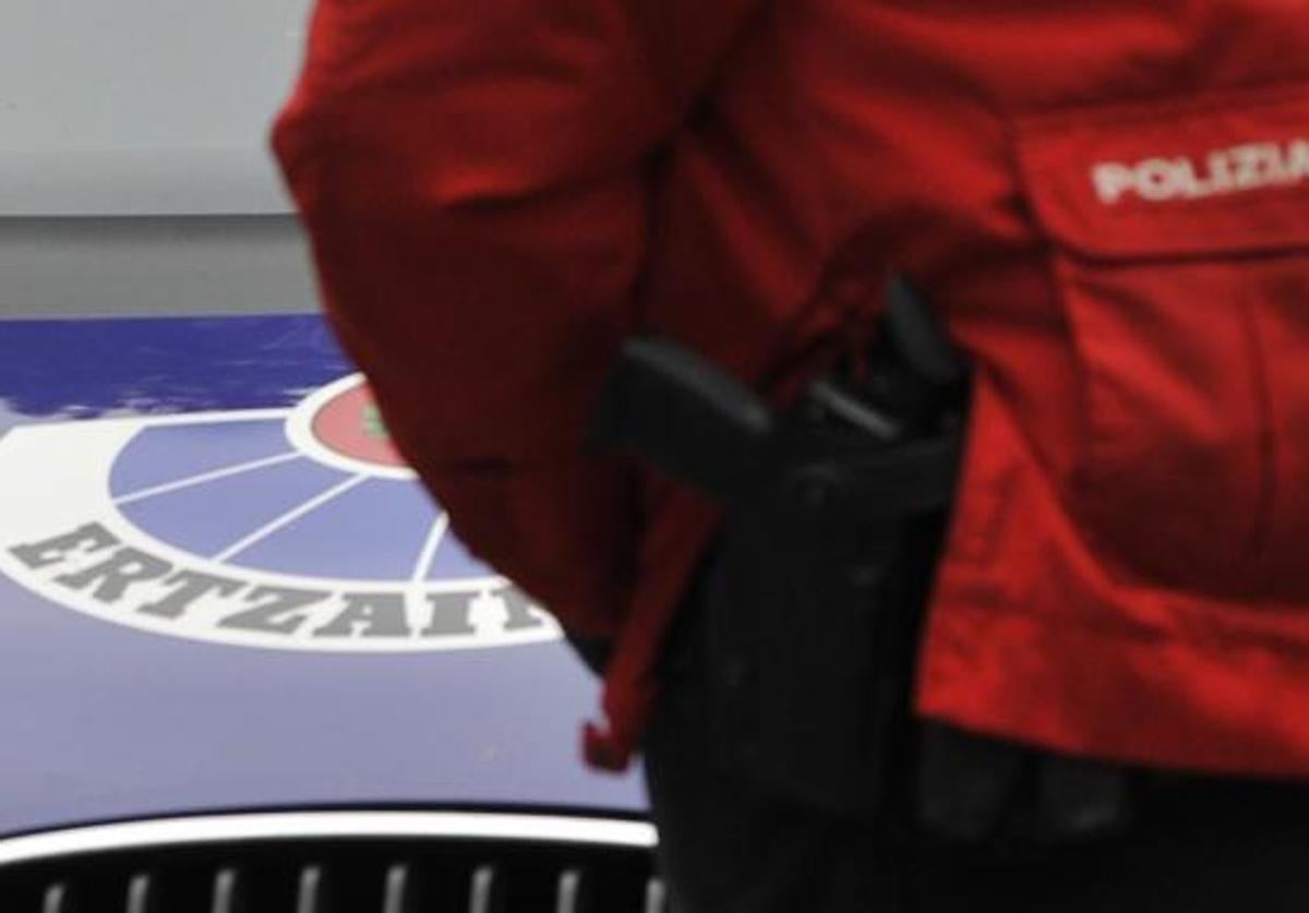 Una denuncia en Euskadi posibilita una detención en Toledo por pornografía infantil y agresión sexual a menores