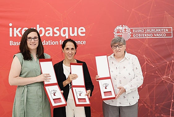 «Las mujeres, en general, no ven la ciencia como una competición, y ellos sí»