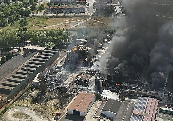 Las imágenes facilitadas por los drones han permitido seguir en directo la evolución del incendio.