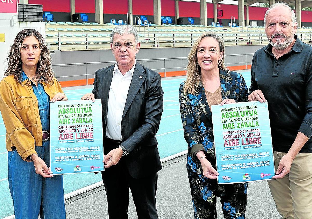 Amaia Piedra, Marcos Muro, Itxaso Erroteta y Mikel García en la pista de Zorrotza.