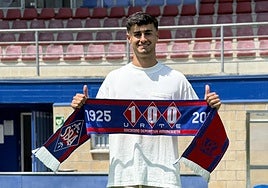 El Amorebieta incorpora al delantero Gonzalo Zorilla