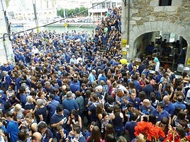 El 'Zapato azule' reunirá a cientos de personas en el casco viejo de Ondarroa.