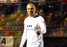 Arzalluz celebra un tanto en Urbieta.