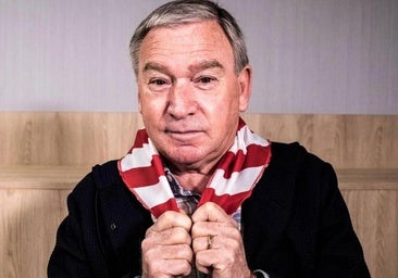 Clemente defiende al Barça en el 'caso Nico' y abre el debate de la filosofía: «Si se ficha jugadores de fuera, tampoco pasa nada»