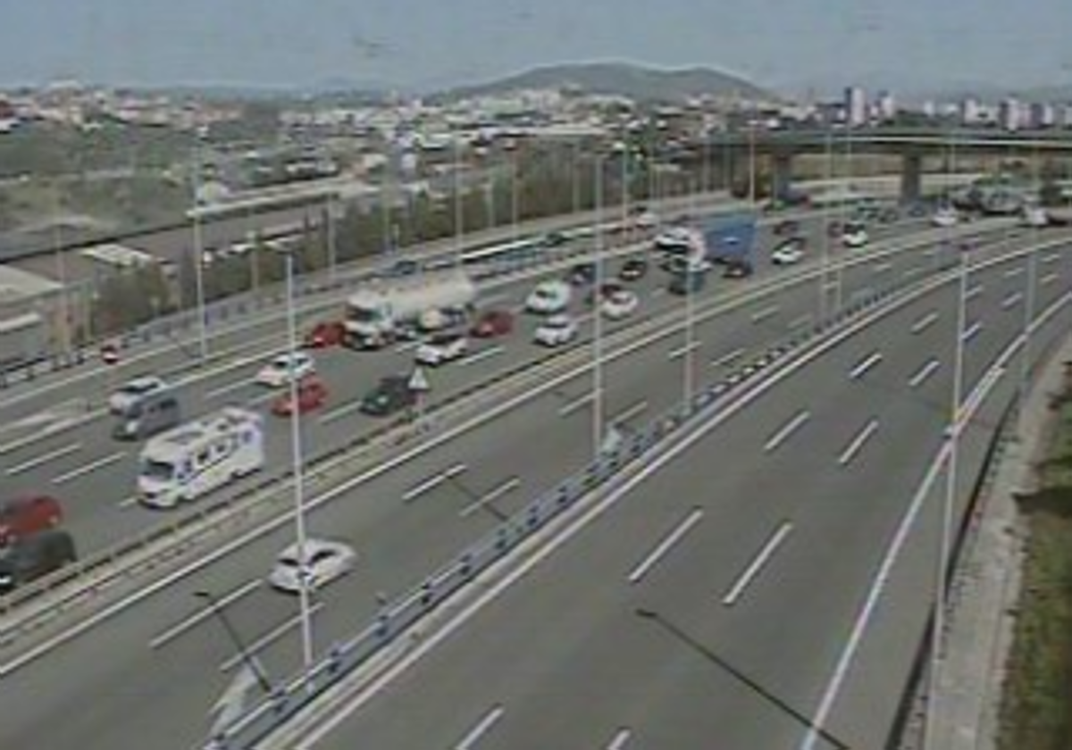 Finalizan las retenciones en la A-8 sentido Cantabria