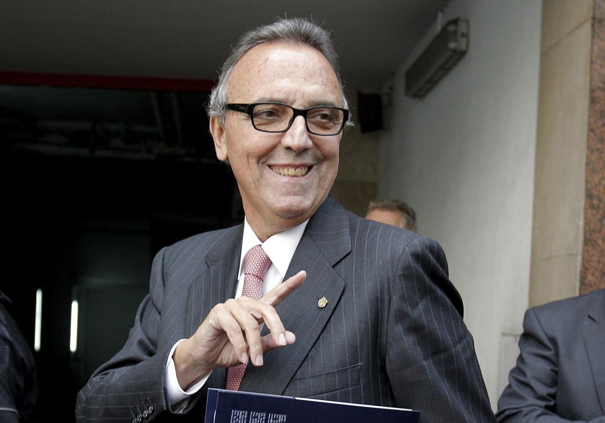 El expresidente del Barça Joan Gaspart llama «populista» a Uriarte y le acusa de «echar gasolina» al 'caso Nico'