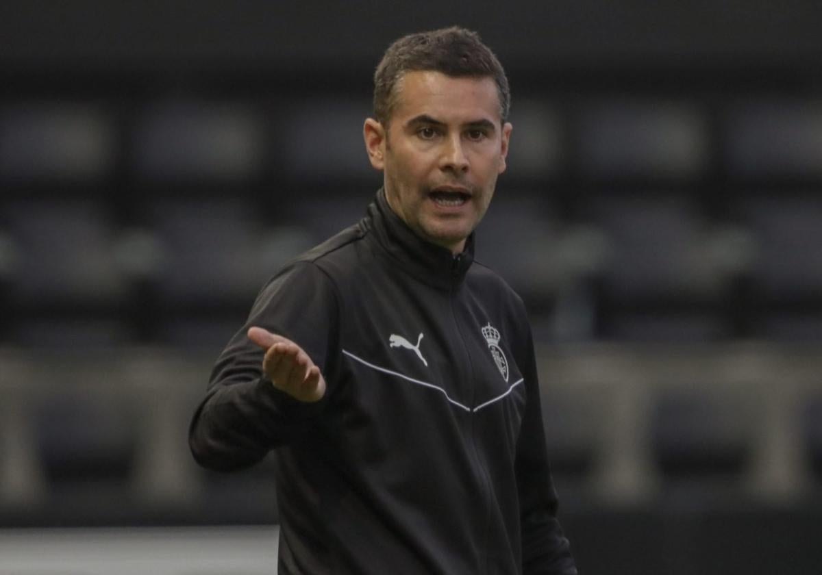 El preparador gallego apuesta por un fútbol ofensivo.