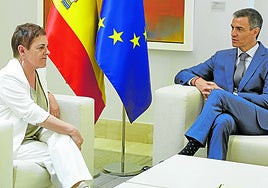 Bildu da oxígeno a Sánchez mientras el PNV busca exprimirle por si hay adelanto electoral