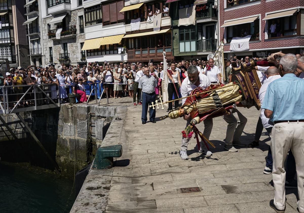 Lekeitio se rinde a la &#039;Kaxarranka&#039;