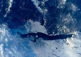 Lago Baikal corre el riesgo de no congelarse este año debido al cálido invierno en Siberia.
